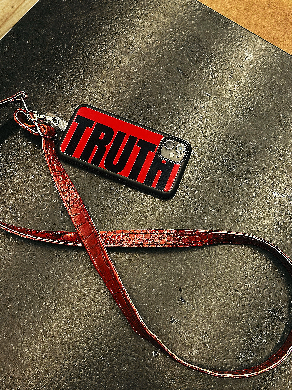 0. REDLINE LEATHER STRAP